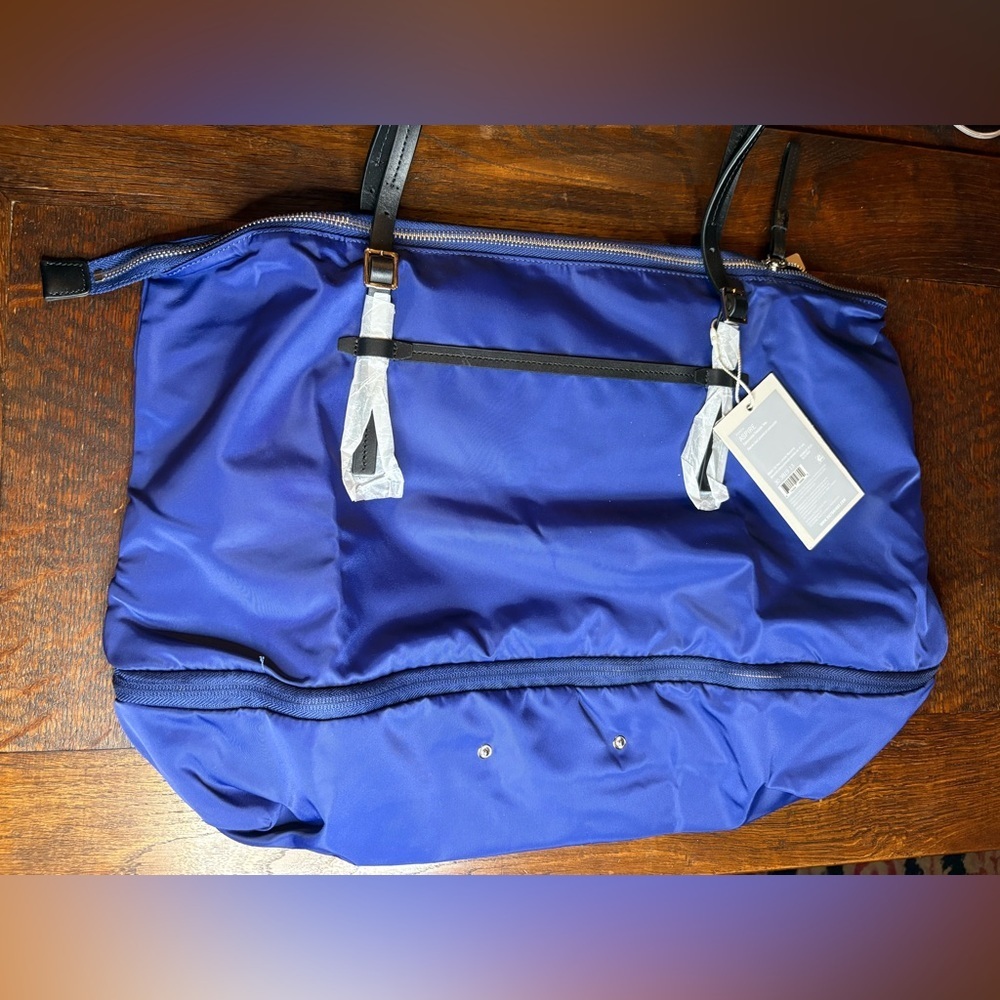 NWT Victorinox Victoria Aspire Expandable Foldable Tote - ‘Midnight Blue’ - Picture 6 of 8
